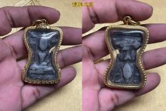 全泰第一颠倒佛牌 七百年历史  萨玛空证
